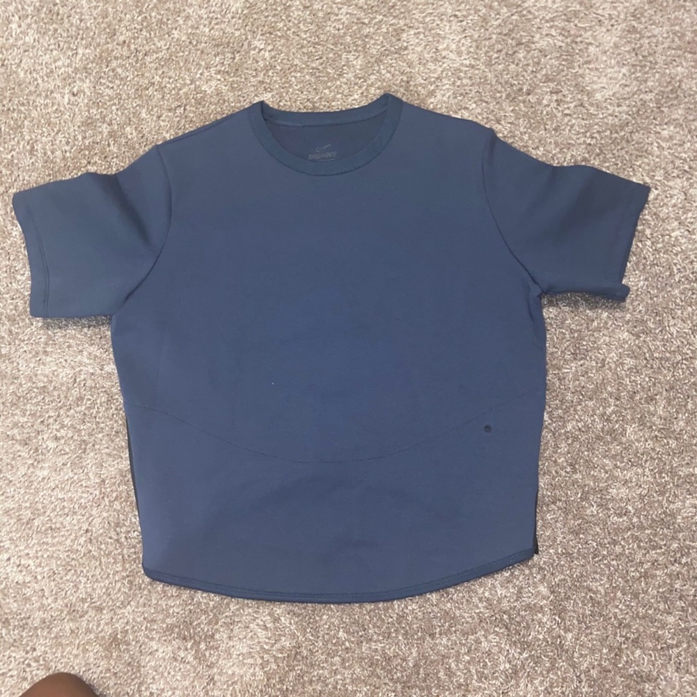 Nike short sleeve sweater